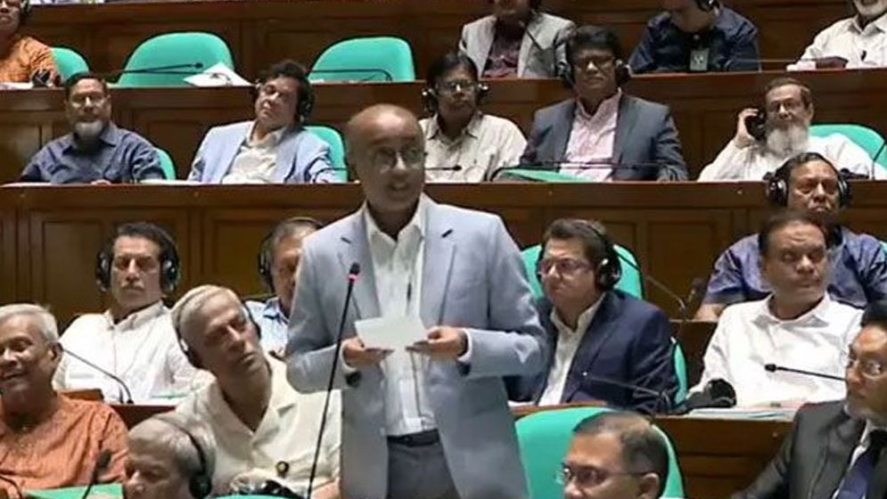 সীমানায় ঢোকার সঙ্গে সঙ্গেই গ্রেপ্তার, দিল্লিতে বসে হুংকার দিয়ে লাভ নেই
