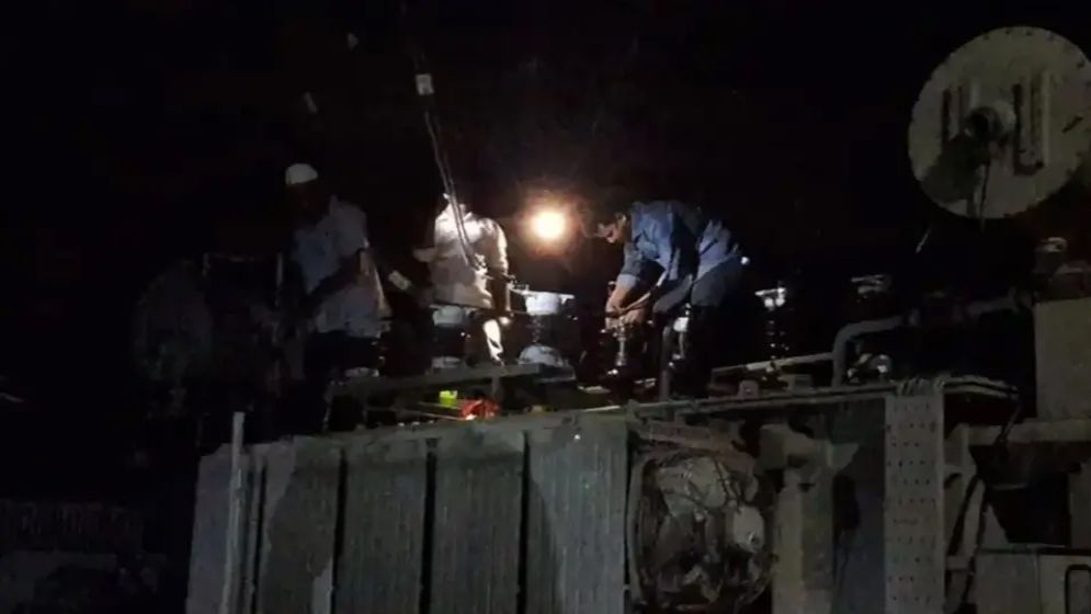 পল্লী বিদ্যুৎ গ্রিড সাবস্টেশনে আগুন, বিদ্যুৎহীন ৬৭ হাজার গ্রাহক