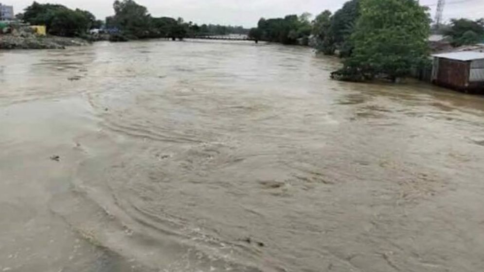 ছয় নদ-নদীর ১০ পয়েন্টে পানি বিপৎসীমার ওপরে