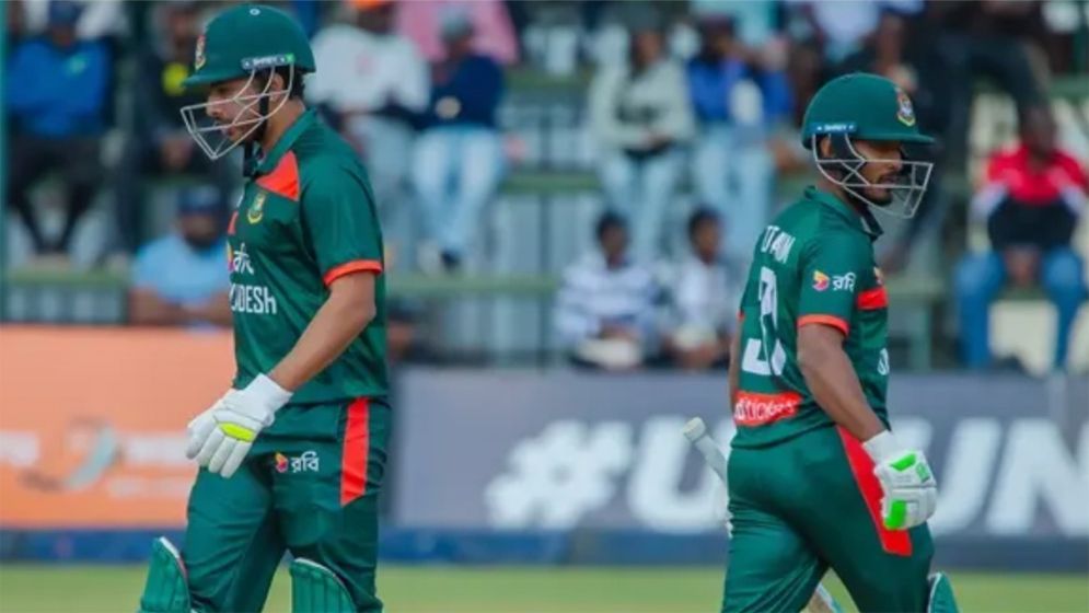 তানজিদ-সৌম্যর ব্যাটে হোয়াইটওয়াশ এড়াল বাংলাদেশ