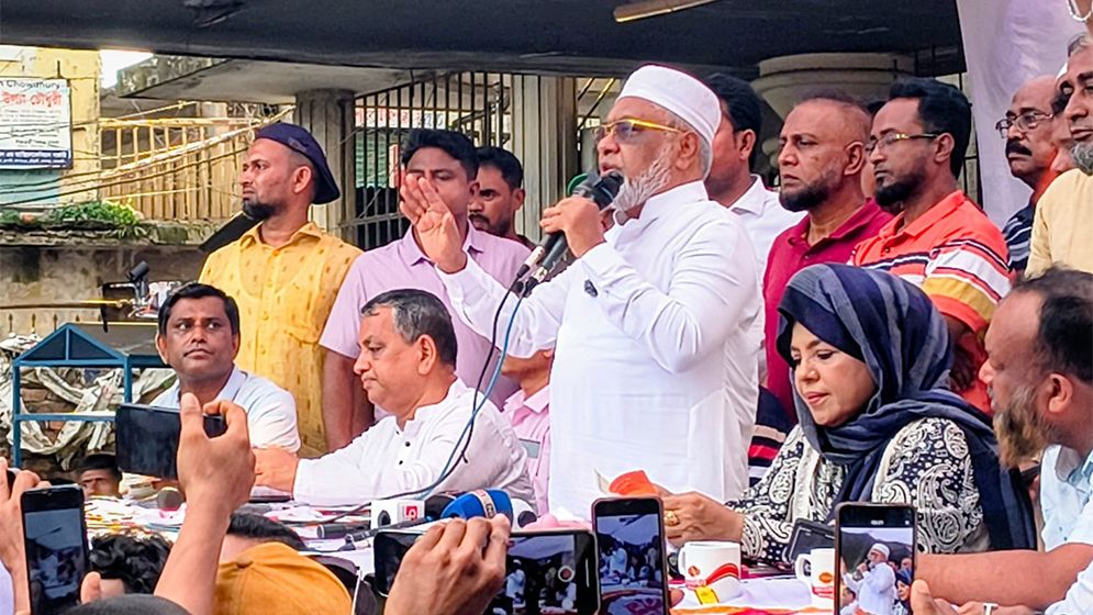অস্ত্রধারী ও মাদক নির্মূলে প্রয়োজনে আরেকটি ‘ক্লিন হার্ট’: বরকত উল্লাহ বুলু