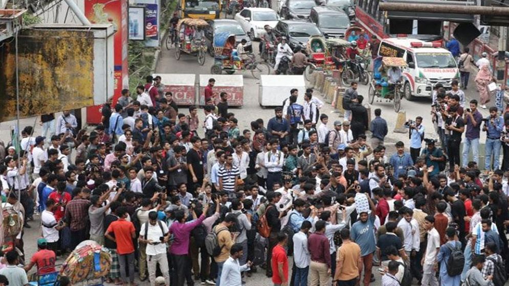 শিক্ষার্থীদের আন্দোলনকে পুঁজি করে ‘গুজব’ ছড়াচ্ছে ছাত্রলীগ