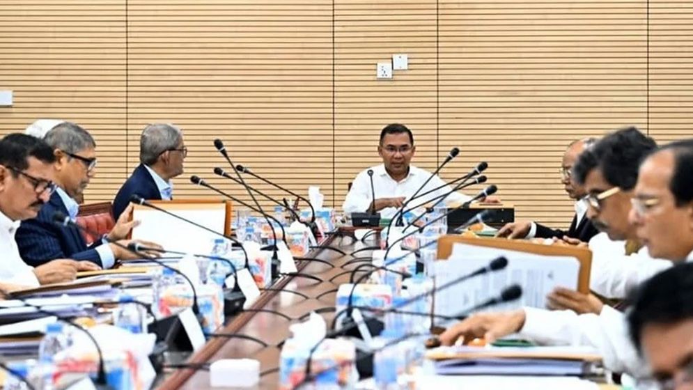 প্রধানমন্ত্রীর সভাপতিত্বে মন্ত্রিপরিষদের সভা চলছে
