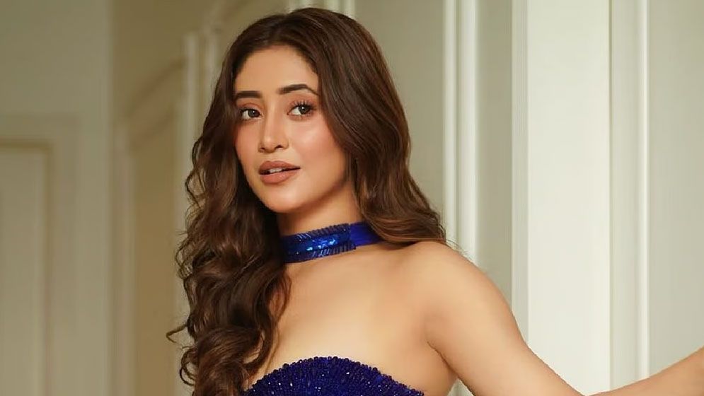 ঘনিষ্ঠ দৃশ্যের নামে হেনস্তা, মুখ খুললেন অভিনেত্রী