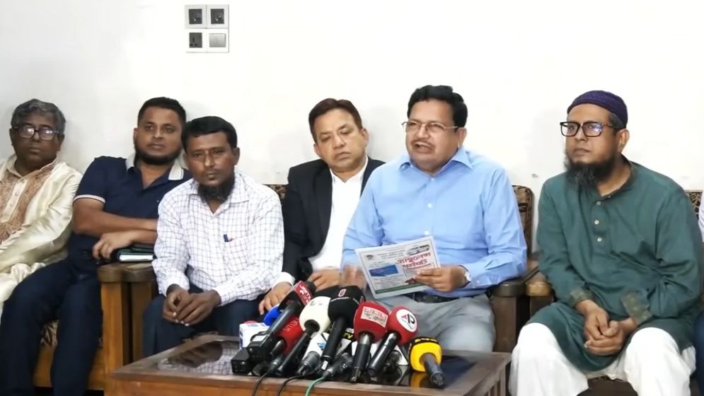 এক মাসের মধ্যে দাবি পূরণের আশ্বাসে অ্যাম্বুলেন্স ধর্মঘট প্রত্যাহার
