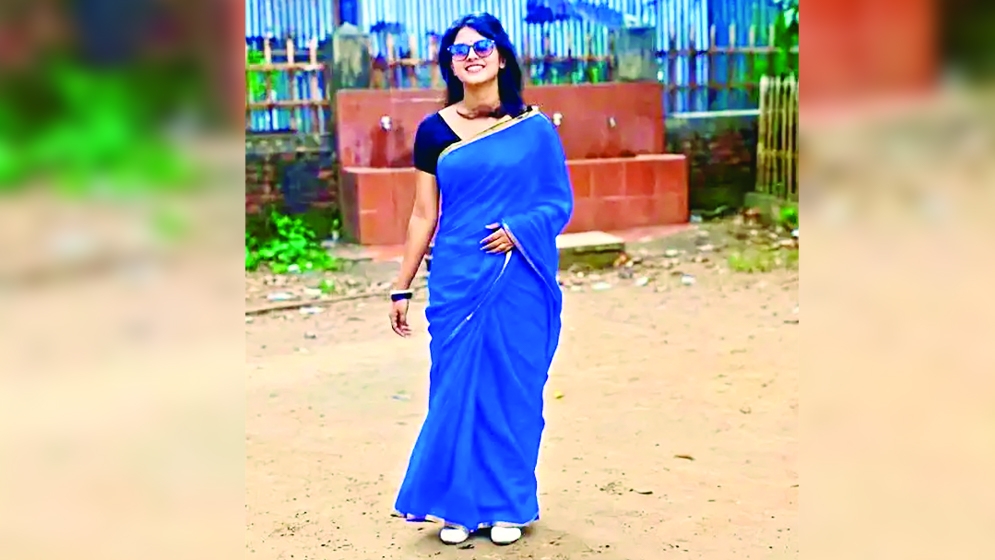 ‘শ্রাবণের মেঘগুলো’ গানে সয়লাব ফেসবুক