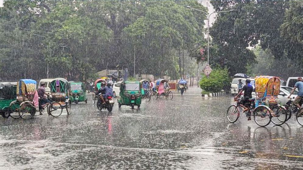 ঢাকার বৃষ্টি নিয়ে যে বার্তা দিলো আবহাওয়া অফিস