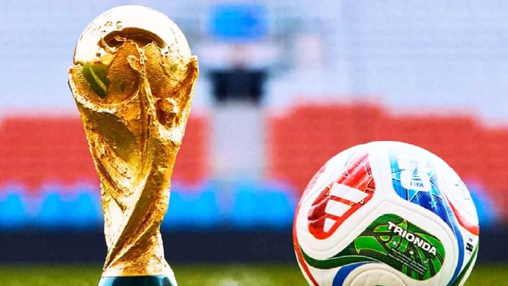 শীর্ষে কে, ছিটকে গেল কে?