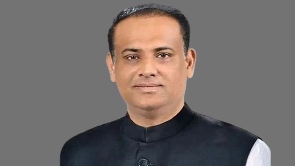 সাবেক ভূমিমন্ত্রীর ২ ফ্ল্যাটের সম্পদের তালিকা প্রস্তুত করছে দুদক