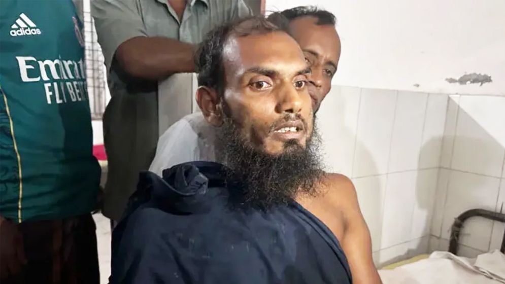 পরকীয়ার অভিযোগে মারধরের শিকার জামায়াত নেতা