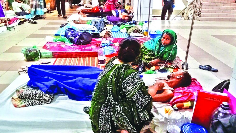 রাজধানীর পাঁচ হাসপাতালে ডেঙ্গুরোগী বেশি