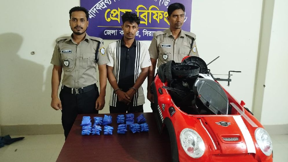 রায়গঞ্জে ৩৬ লাখ টাকার ইয়াবাসহ আটক ১