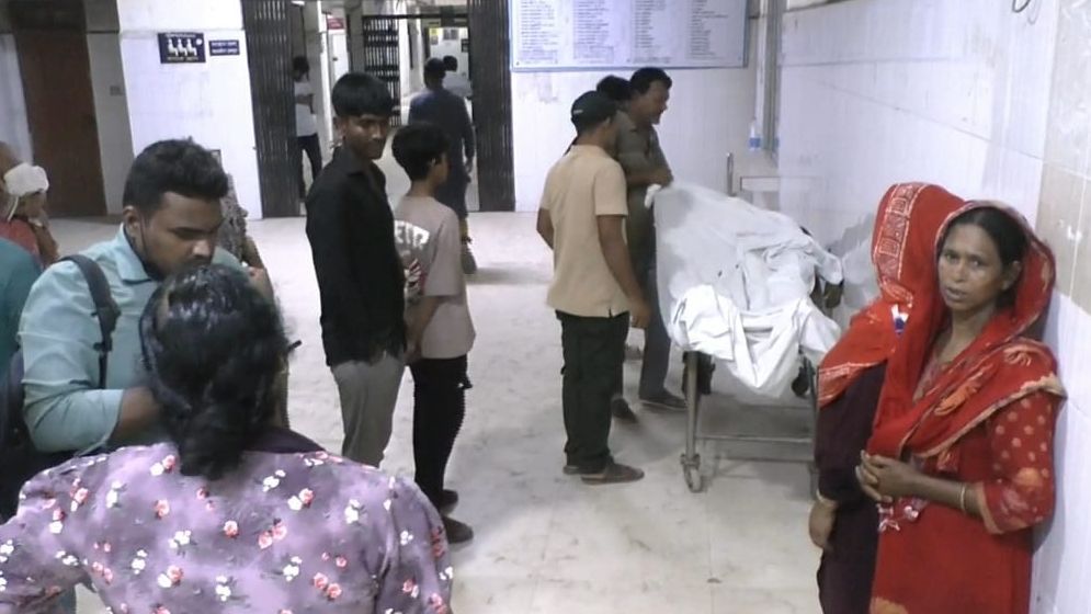 সোনারগাঁওয়ে যুবককে পিটিয়ে ও ছুরিকাঘাতে হত্যা