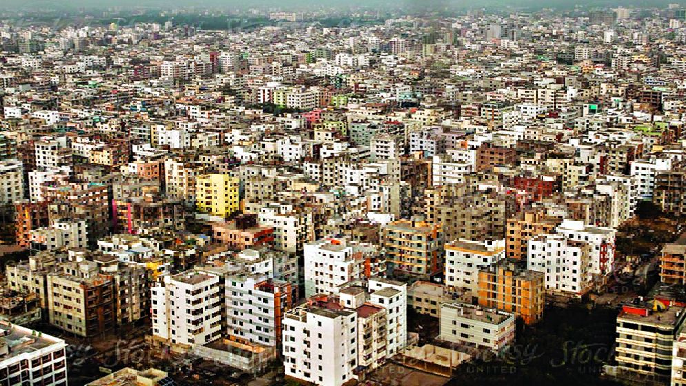 বায়ুদূষণের শীর্ষে লাহোর, ঢাকার অবস্থান কত?