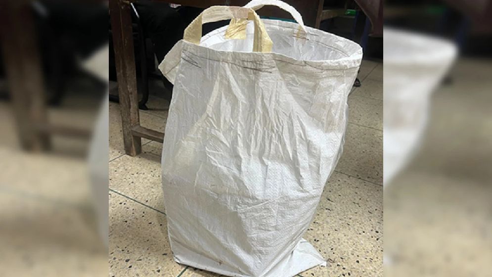 ঢাবিতে বাজারে ব্যাগে মিললো নবজাতকের মরদেহ