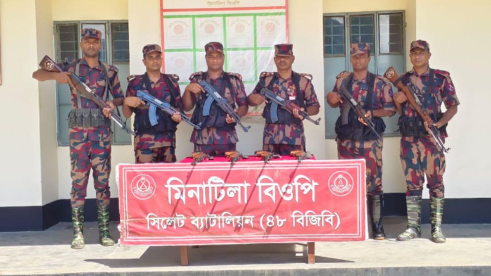 সীমান্তে পৃথক অভিযানে ৪টি ভারতীয় এয়ারগান উদ্ধার করলো বিজিবি