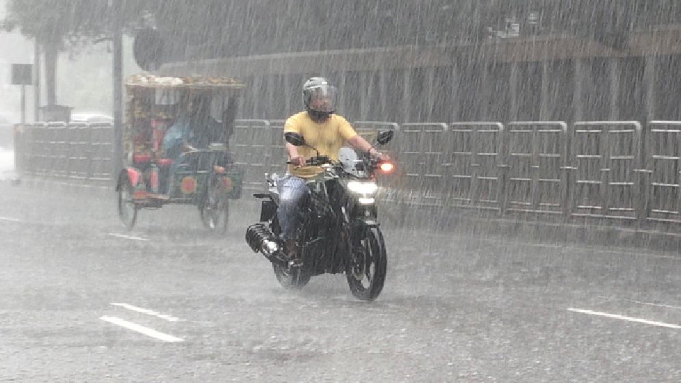 দেশে অতিভারী বৃষ্টিপাত চলতে পারে আরো ৫ দিন