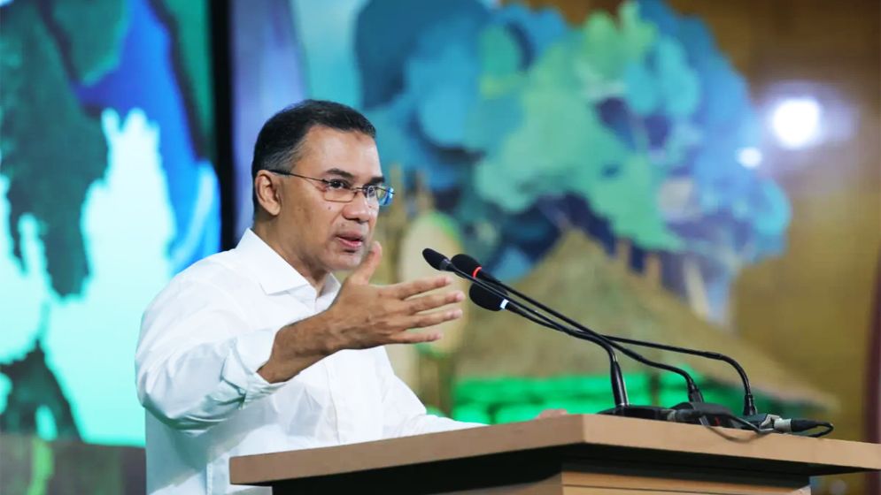 শিক্ষার্থীদের অন্তত একটি করে গাছ লাগানোর আহ্বান প্রধানমন্ত্রীর