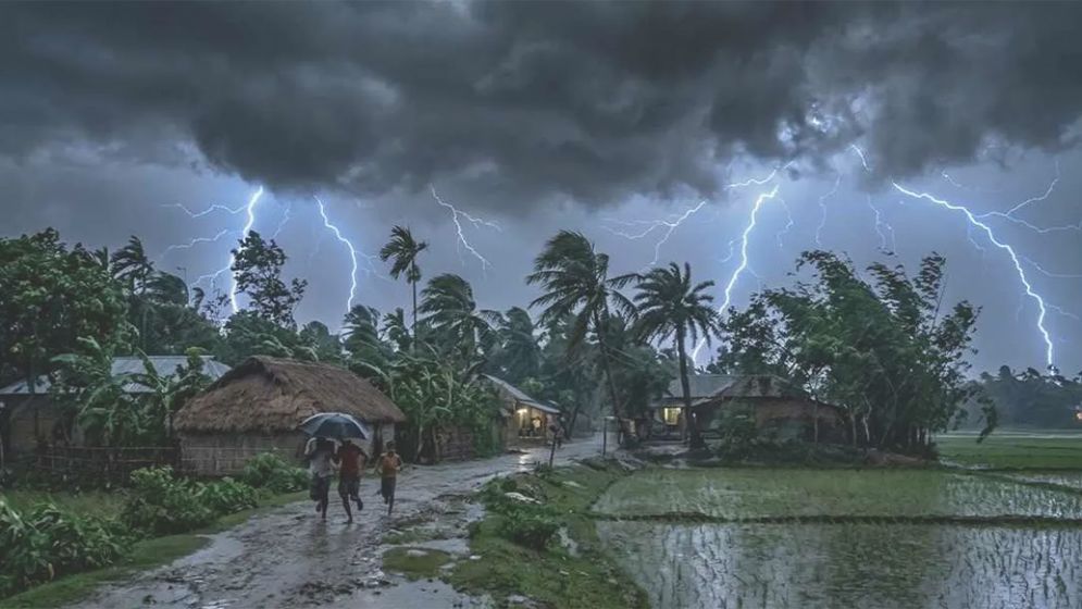 ঢাকাসহ দেশের ৫ অঞ্চলে ঝড়ের পূর্বাভাস