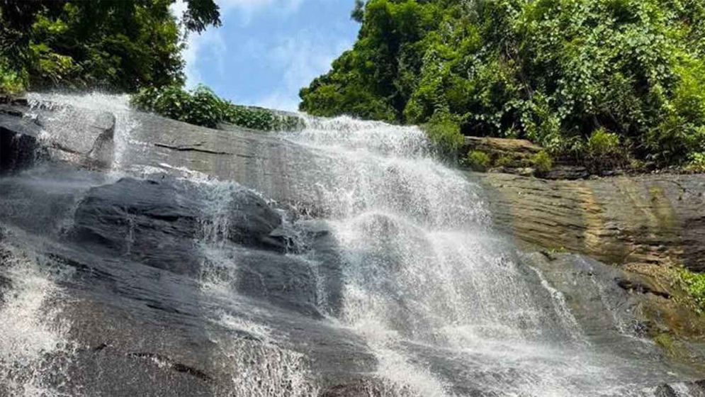 মিরসরাইয়ের সব ঝরনায় পর্যটক প্রবেশ সম্পূর্ণভাবে নিষিদ্ধ