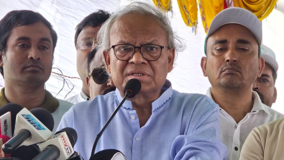 জনগণের ম্যান্ডেটে ক্ষমতায় এসেছে সরকার : রিজভী