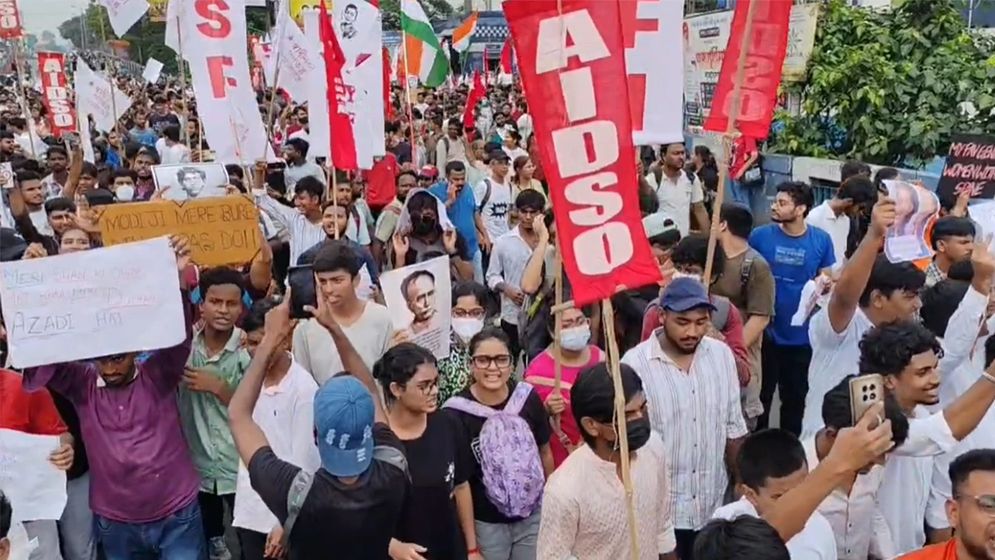 সিজেপির আন্দোলনের ঢেউয়ে এবার উত্তাল কলকাতা