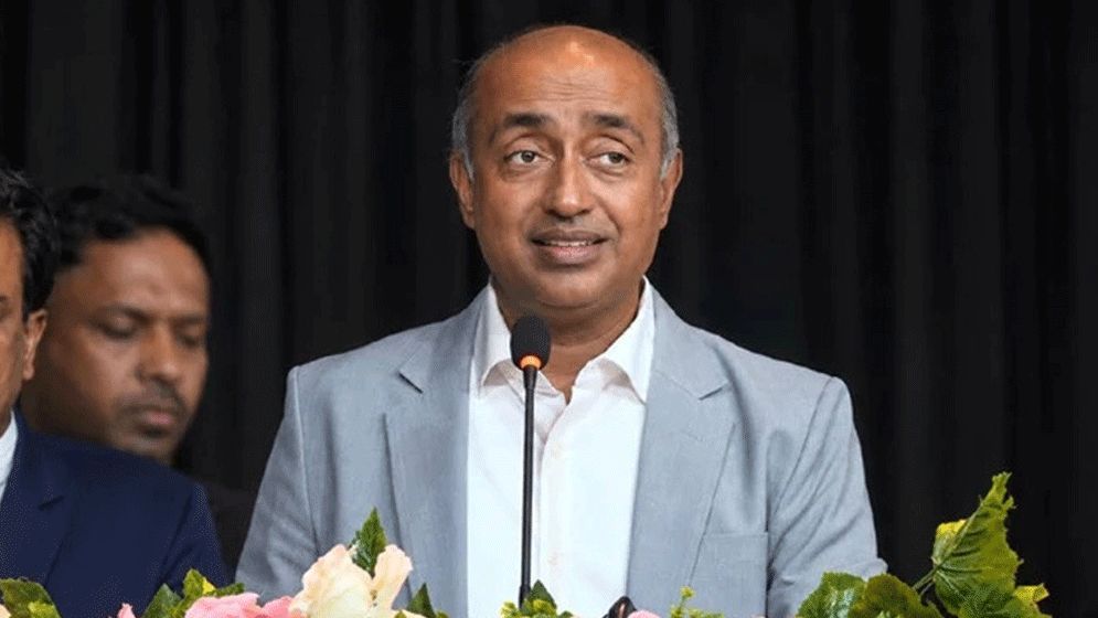 সন্তানকে সম্পত্তি দিলেও ভোগ-দখলে থাকবেন বাবা-মা