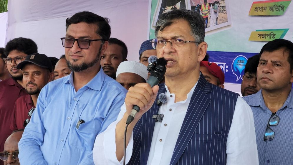 স্লুইস গেট নিয়ে নতুন সিদ্ধান্ত জানালেন স্বরাষ্ট্রমন্ত্রী