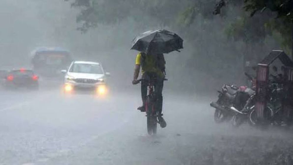ভারী বর্ষণ আর কতদিন থাকবে?