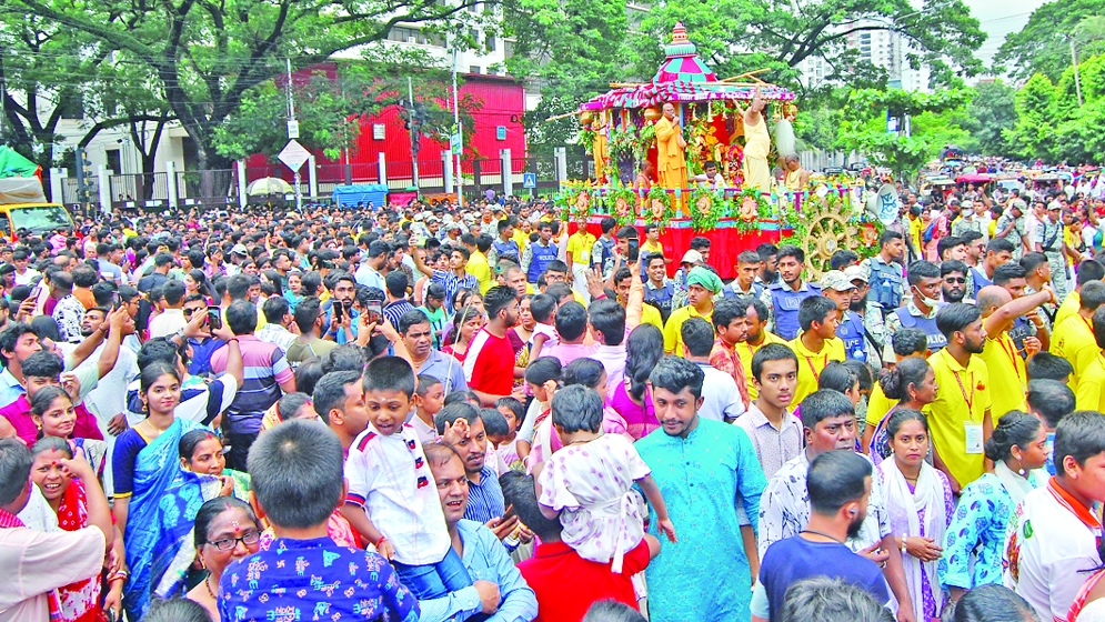 উল্টো রথে শেষ হলো রথযাত্রা মহোৎসব