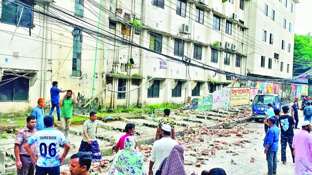 টিসিবির পণ্য নিতে গিয়ে ২ জনের মৃত্যু