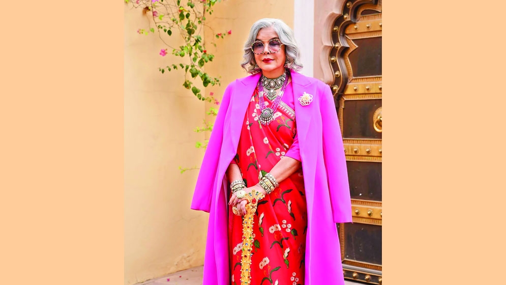 আলোচনায়  জিনাত আমান
