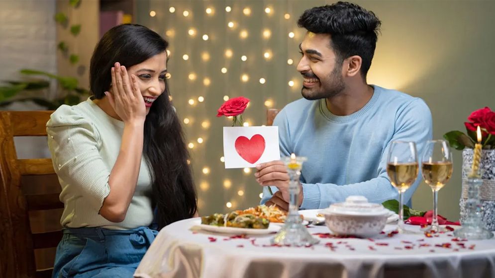 প্রেমের শুরুতে যেসব বিষয়ে সতর্ক থাকবেন