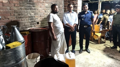 ১৮০০ লিটার  জ্বালানি তেল জব্দ
