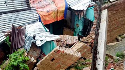 চট্টগ্রামে মাটি ধসে ১০ মাস বয়সী শিশুর মৃত্যু