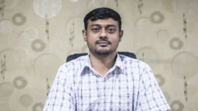 খামেনির জানাজায় অংশ নিতে ইরান যাচ্ছেন নাসীরুদ্দীন পাটওয়ারী