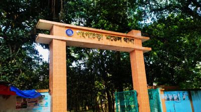বালুবাহী ট্রাক-মোটরসাইকেল সংঘর্ষে ২ নারী নিহত