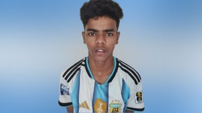 ৯০০ পিস ইয়াবাসহ ধরা খেলো আর্জেন্টিনা সমর্থক