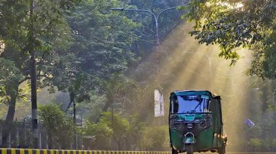 বায়ুদূষণে শীর্ষে লাহোর, সহনীয় অবস্থানে ঢাকা