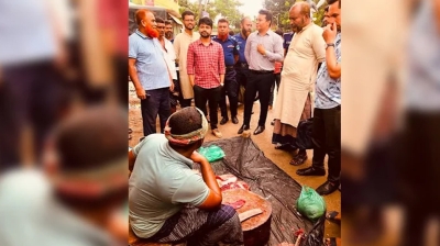 হরণিাকুণ্ডুতে মাংস ব্যবসায়ীকে জরমিানা