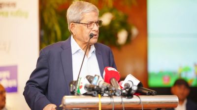 বাংলাদেশ-চীন সম্পর্ক নতুন উচ্চতায় নিতে চায় সরকার