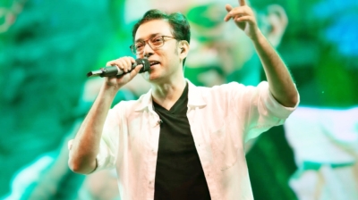 অনিশ্চয়তা কাটিয়ে ঢাকায় আসছেন অনুপম রায়
