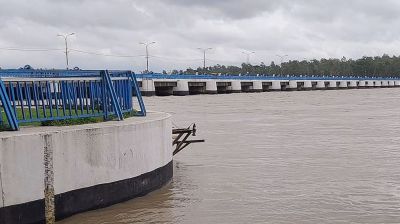 তিস্তার পানি বাড়ছে, বিপৎসীমা ছুঁই ছুঁই  