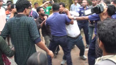নাটোরে নবজাতকের মৃত্যুর পর হাসপাতালে ভাঙচুর, হামলা
