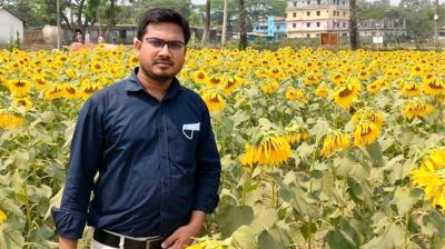 ট্রাক-মোটরসাইকেল সংঘর্ষে প্রাণ গেল কৃষি কর্মকর্তার