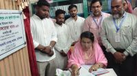শিক্ষার্থীদের দেশপ্রেমে উদ্বুদ্ধ হয়ে দেশ গঠনে কাজ করার আহ্বান বিমানমন্ত্রীর