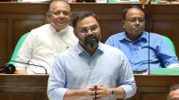 হেরে যাওয়ায় ব্রাজিলের সাপোর্টাররা হতাশ