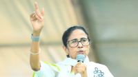 উত্তপ্ত পশ্চিমবঙ্গ, রাস্তায় নামলেন মমতা বন্দ্যোপাধ্যায়