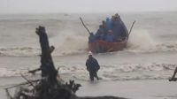 বঙ্গোপসাগরে ৩ ট্রলারডুবি, নিখোঁজ ১৩ জেলে
