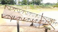 পাহাড়ি ঢলে সেতু বিধ্বস্ত, ৬ গ্রামের যোগাযোগ বন্ধ